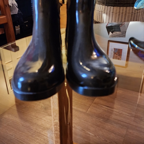 Tristee Shiny Rubber Khaki Chestnut Boots. New with tags A-2 - Picture 4 of 11